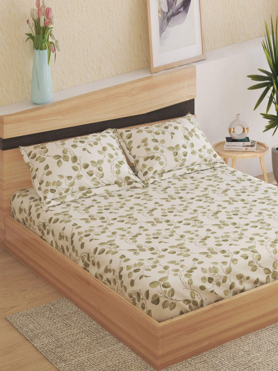 Home Centre Juniper Elsing Green Floral Polyester 160 TC Fitted Queen Bedsheet with 2 Pillow Covers-94 x 87 inches