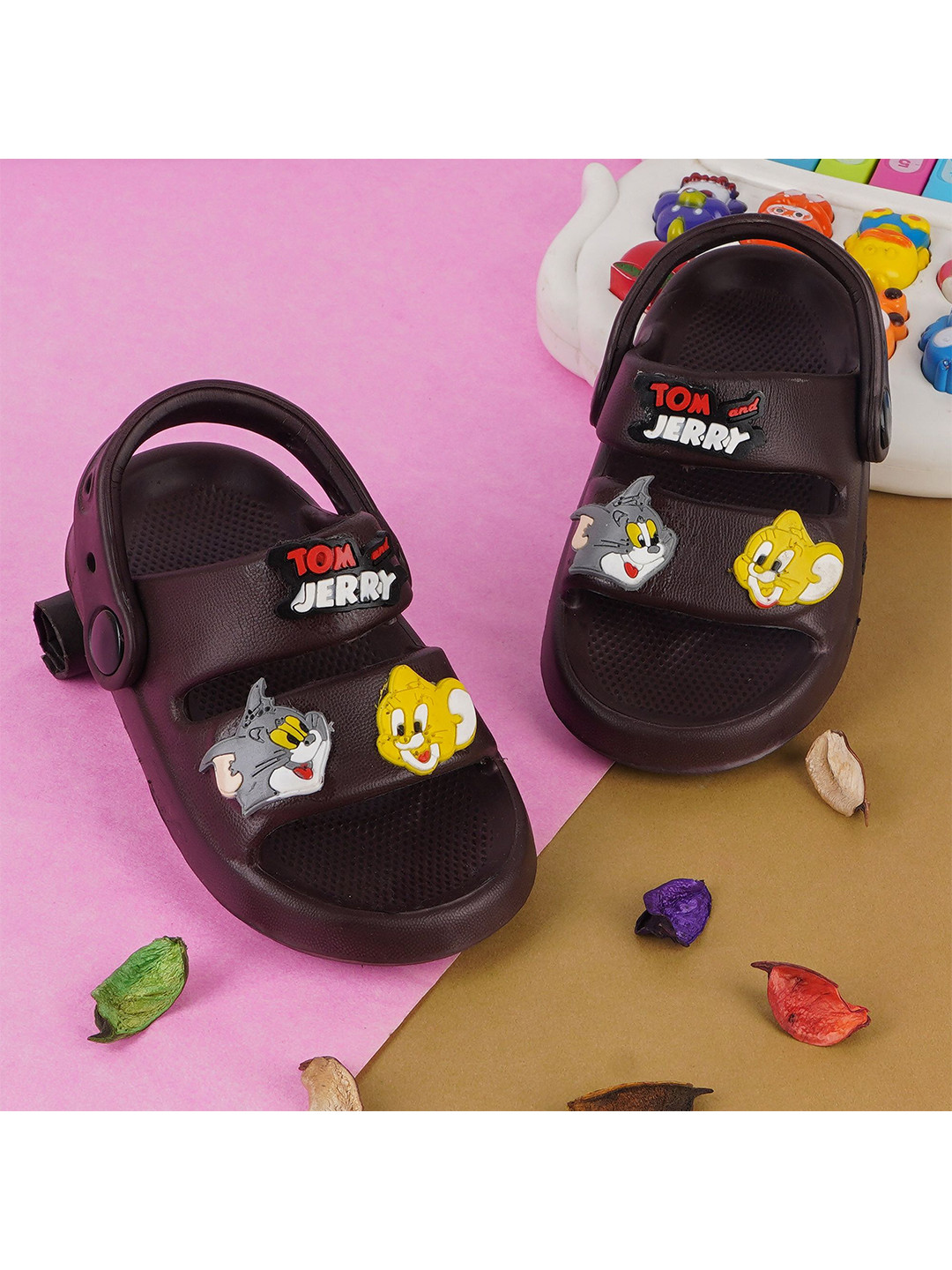 LMG Lifestyle Kids Self Design Rubber Clogs