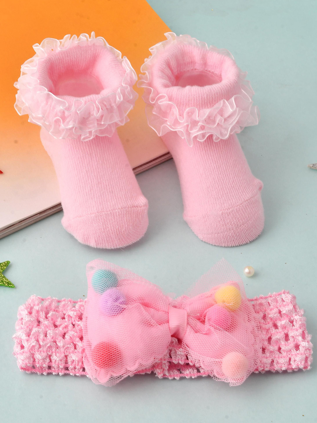 SHOP FRENZY Newborn girls bootie with headband (0-3 Months)