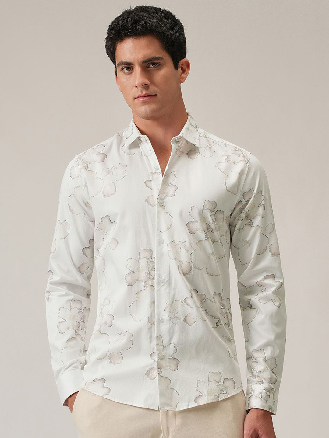 Banana Club Men White Watercolour Flora Print Classic Slim Fit Casual Shirt