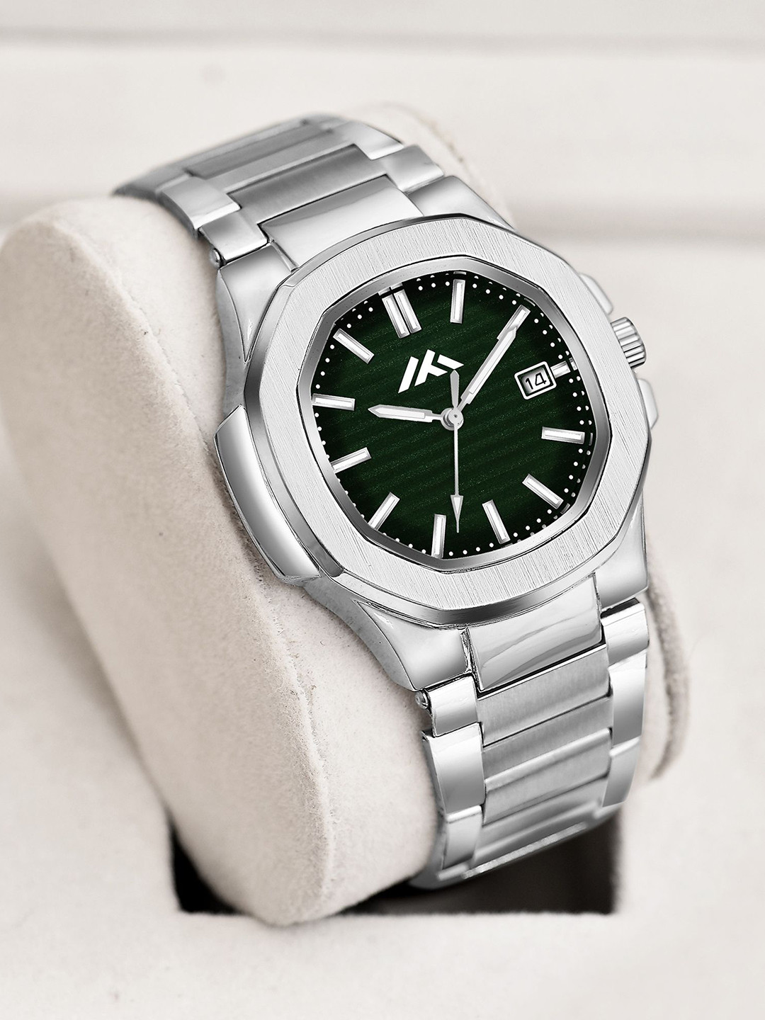 ON TIME OCTUS Men Brass Dial & Stainless Steel Bracelet Style Straps Analogue Watch MT-803