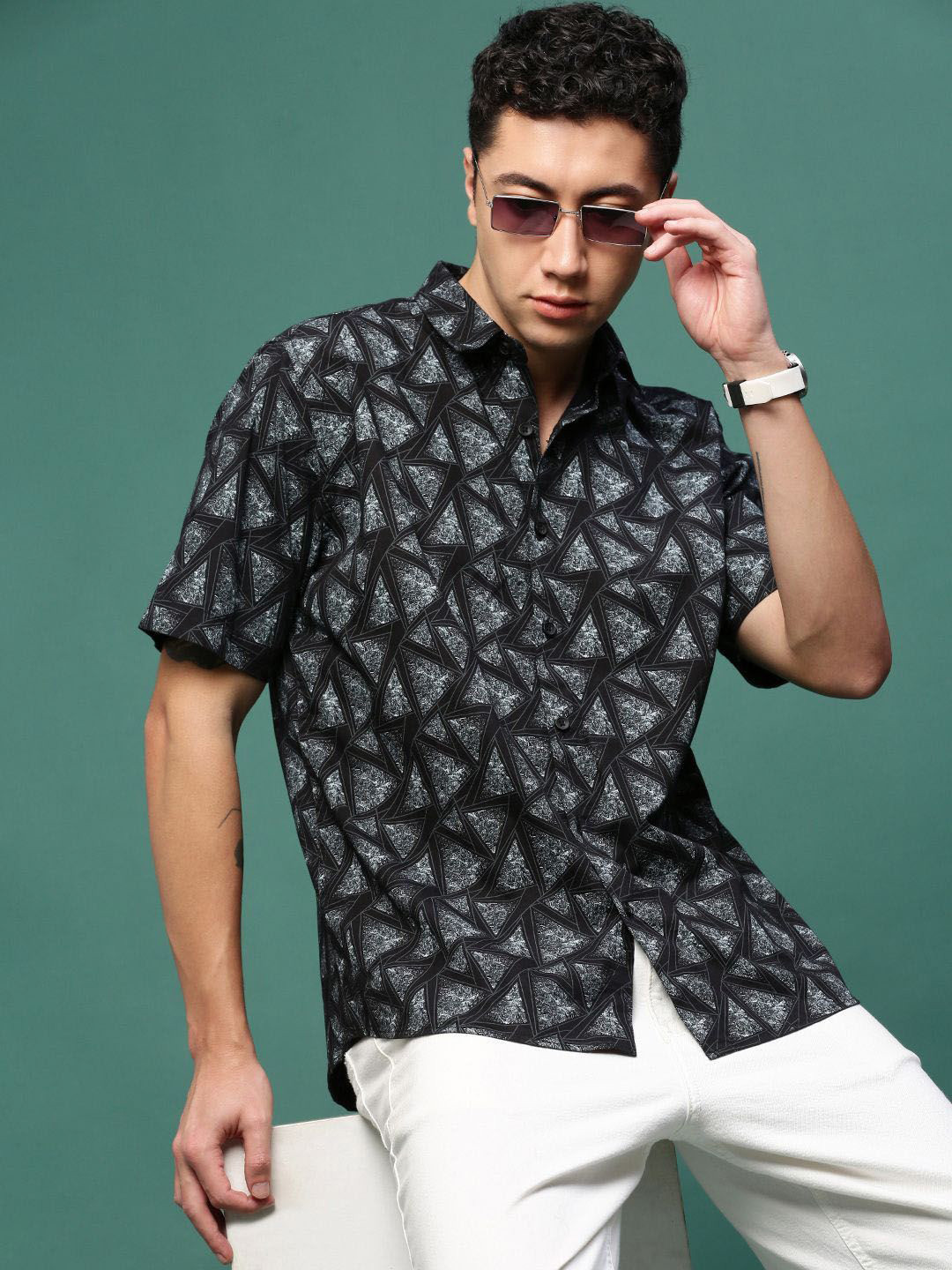 TIGER SNAKE Men Comfort Fit Geometric Printed Spread Collar Cotton Casual Shirt
