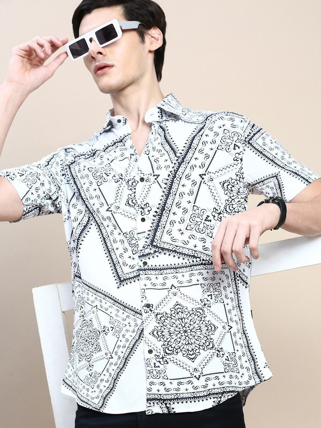 TIGER SNAKE Floral Printed Spread Collar Short Sleeves Comfort Shirt
