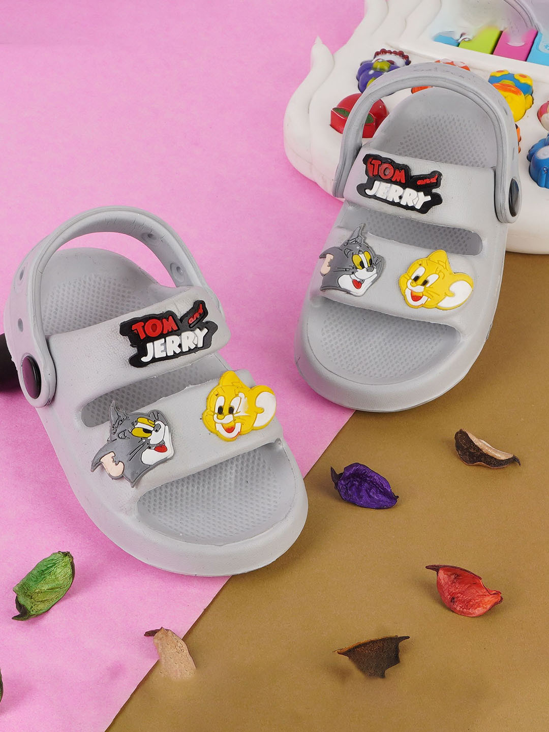 LMG Lifestyle Kids Tom & Jerry characters Clogs  Flip Flops