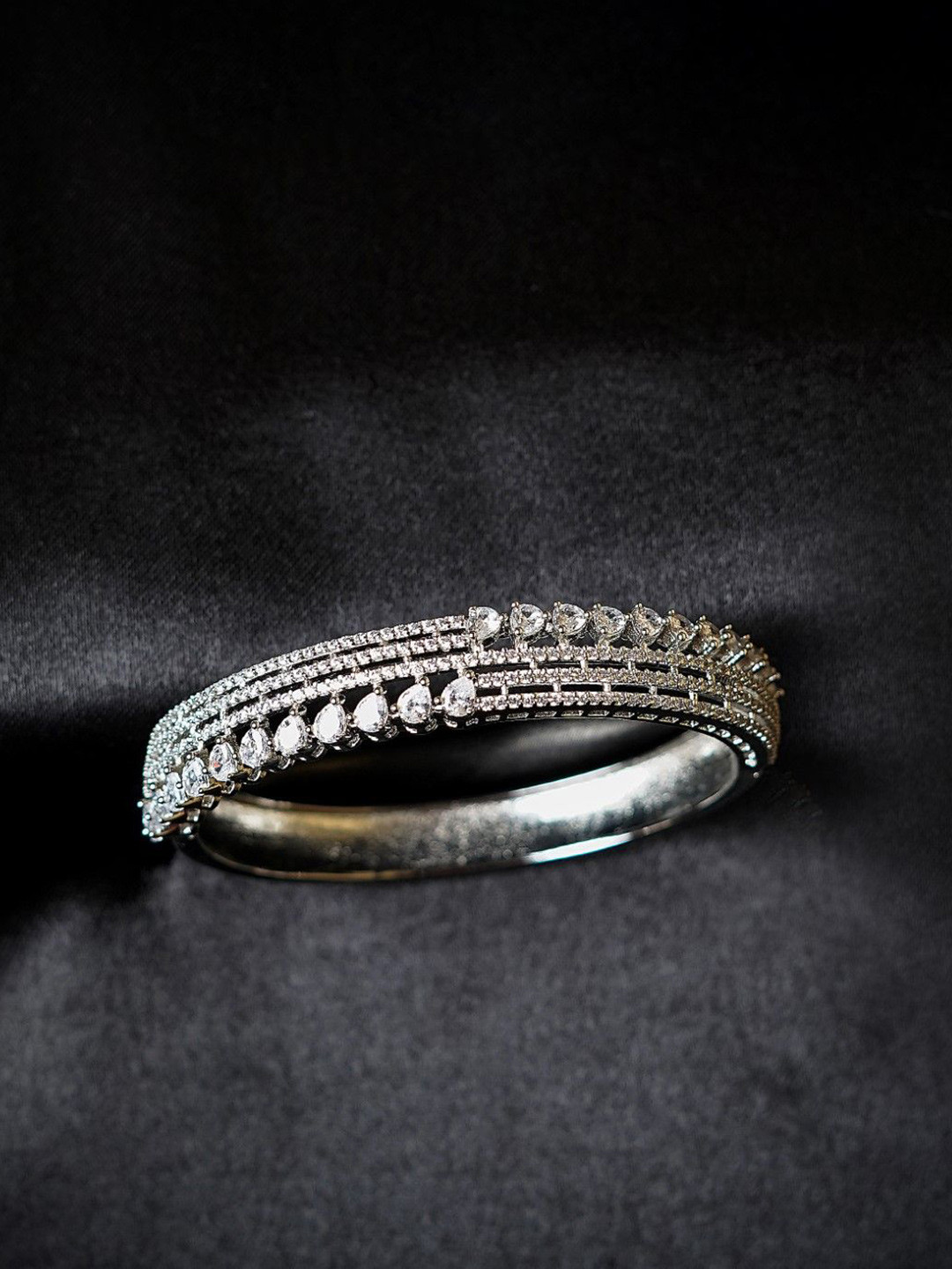 FASHION EMPIRE Stylish Silver-Plated Artificial Bracelet for Women