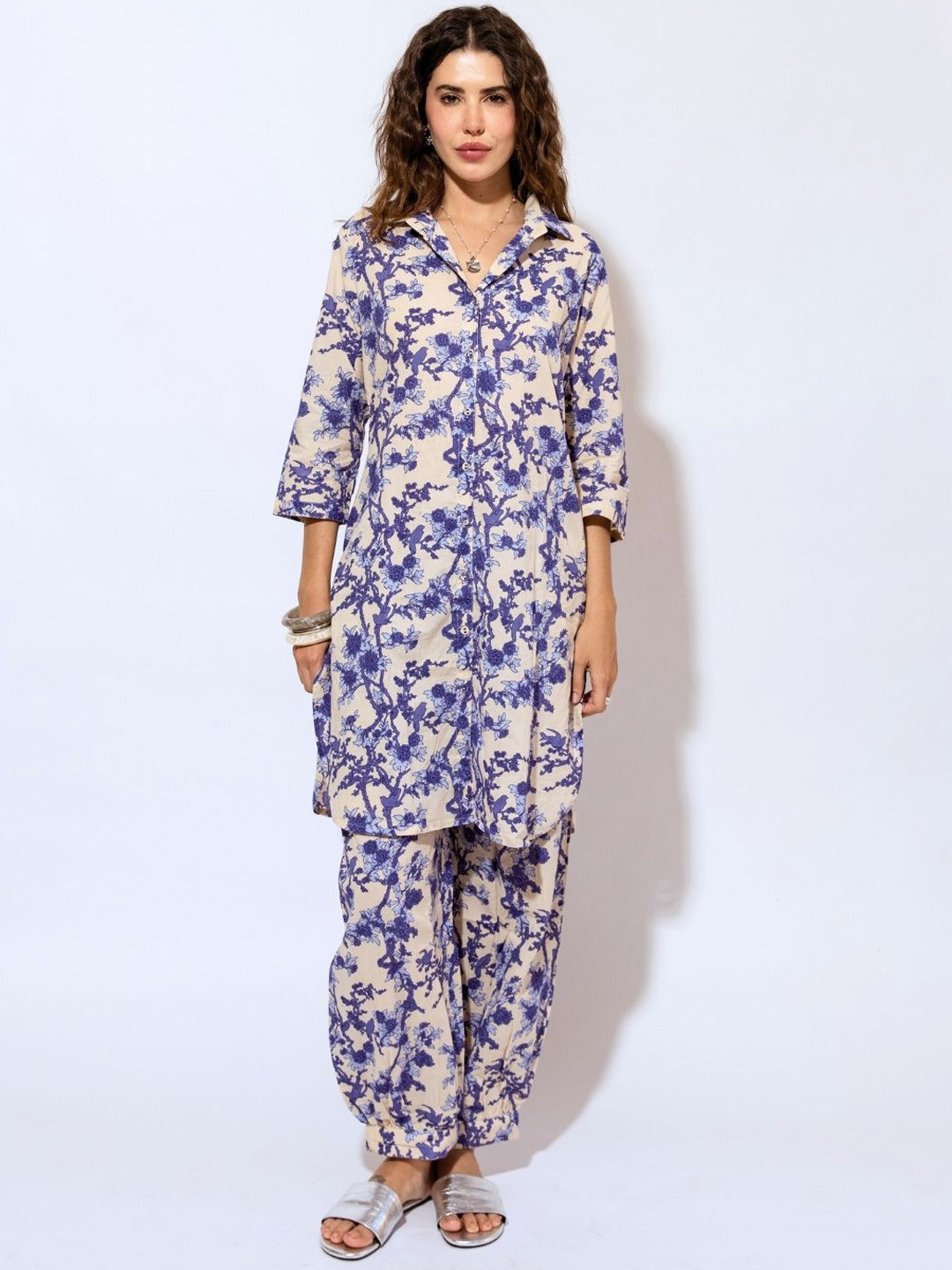 FEATHERS CLOSET Floral Printed Long Shirt & Patiala Cotton Co-Ord Set