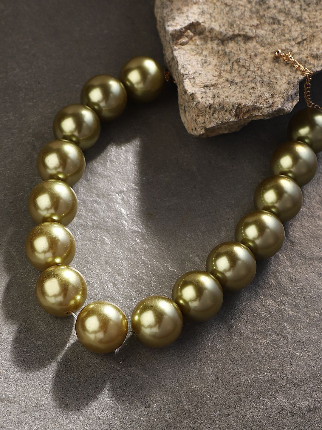 SOHI Gold-Plated Beaded Majest Collar Necklace