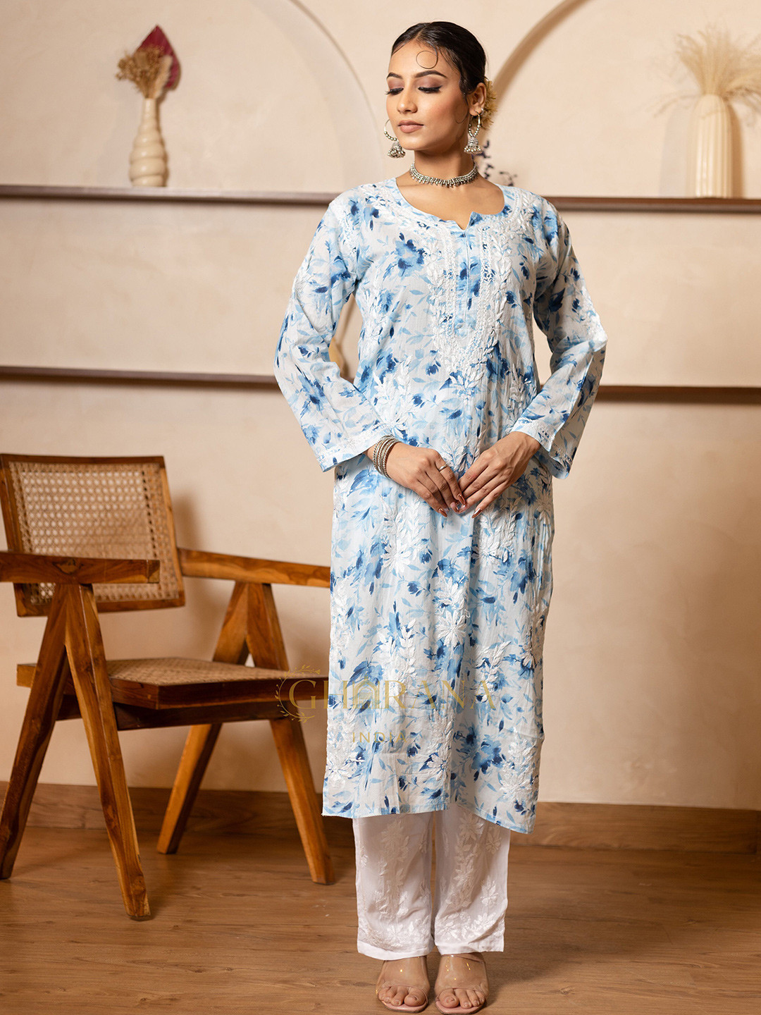 GHARANA INDIA Organic Cotton Floral Embroidered Chikankari Notch Neck Straight Kurta