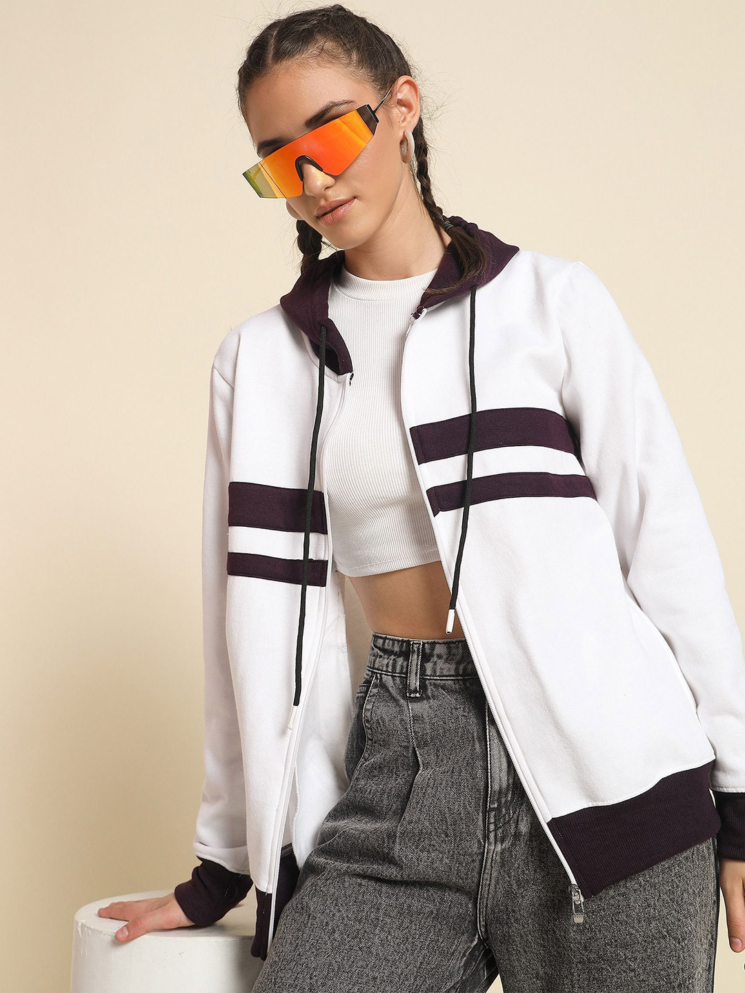 The Roadster Lifestyle Co. Colourblocked Contrast Zipper Hoodie With 2 Side Pockets