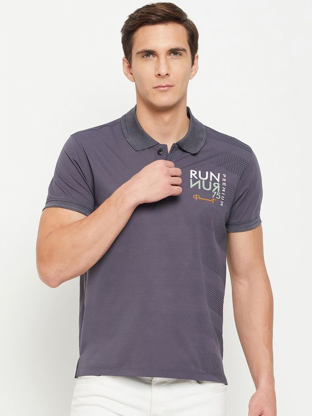 MOUNTAIN COLOURS Men Polo Collar T-shirt