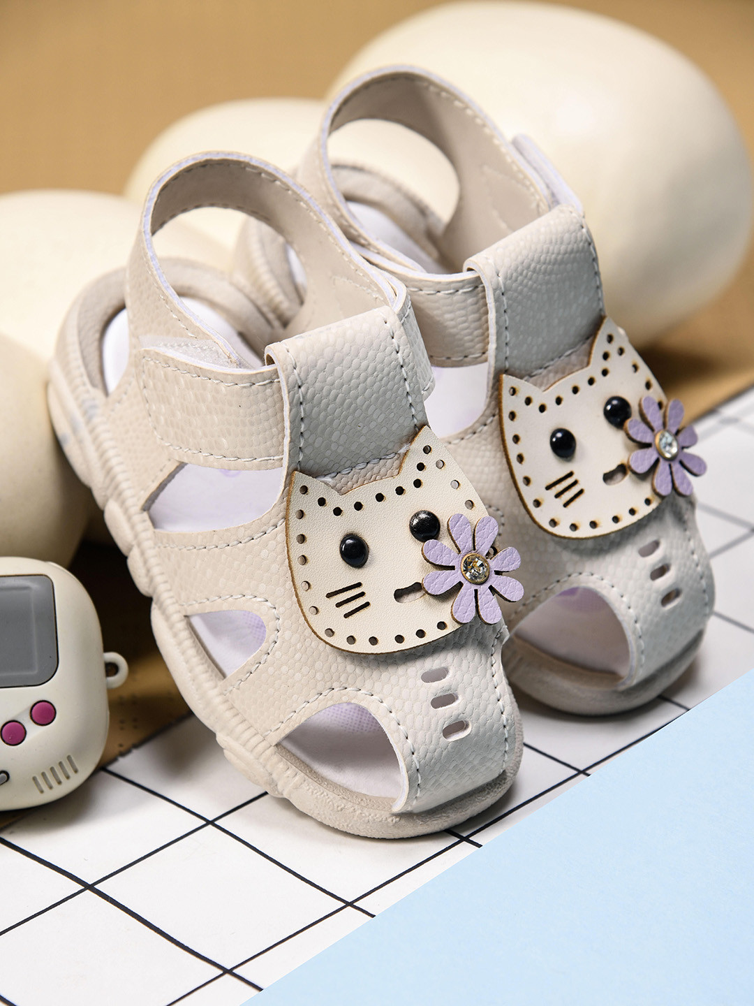 KATS Kids Patterned Musical Velcro Sandals