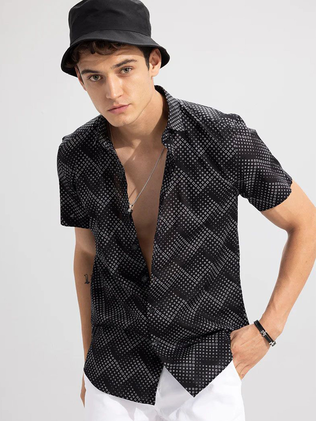 TIGER SNAKE Geometric Printed Spread Collar Short Sleeves Comfort Shirt