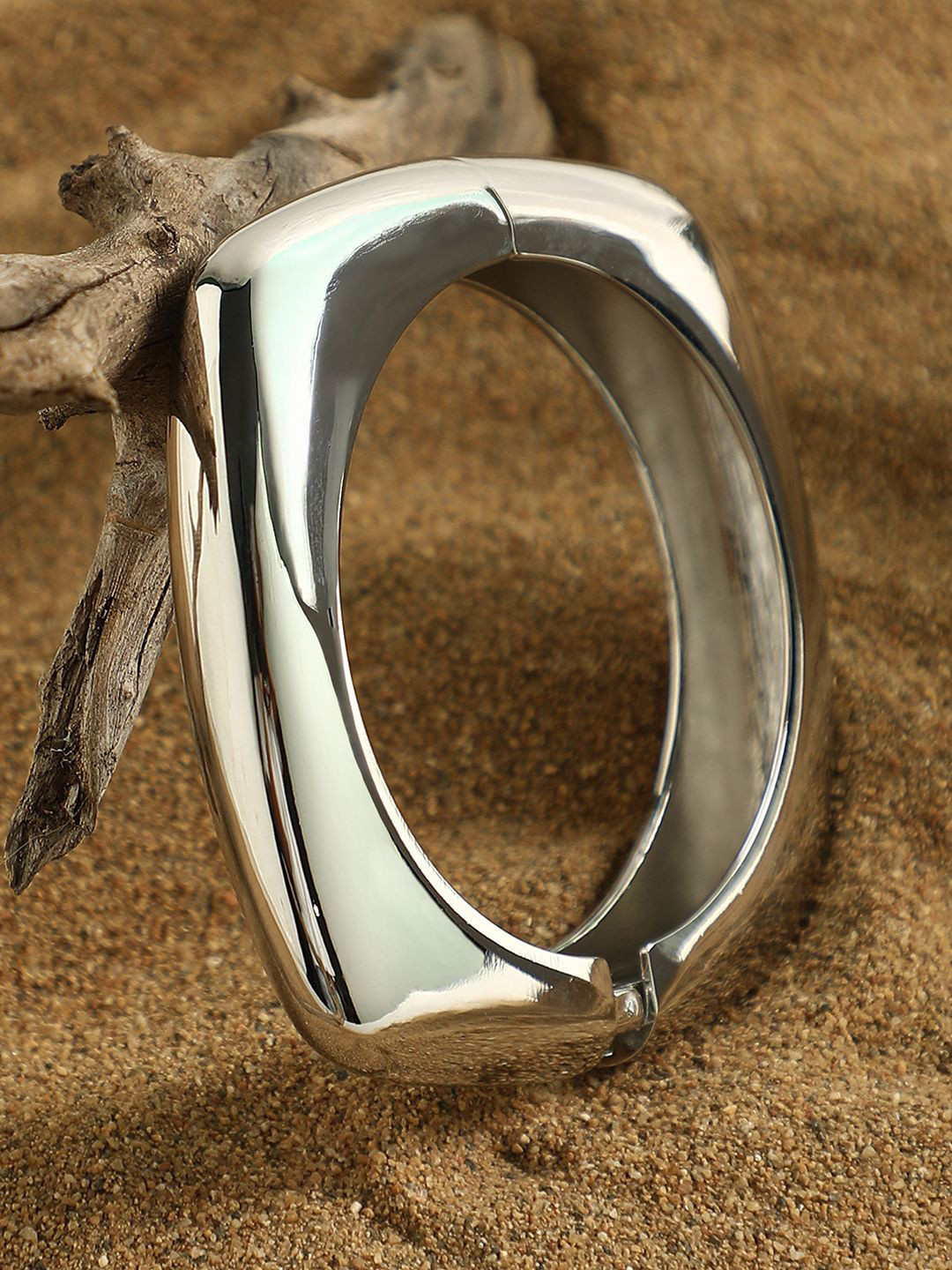 SOHI The Chunky-Quad Silver-Plated Kada Bracelet