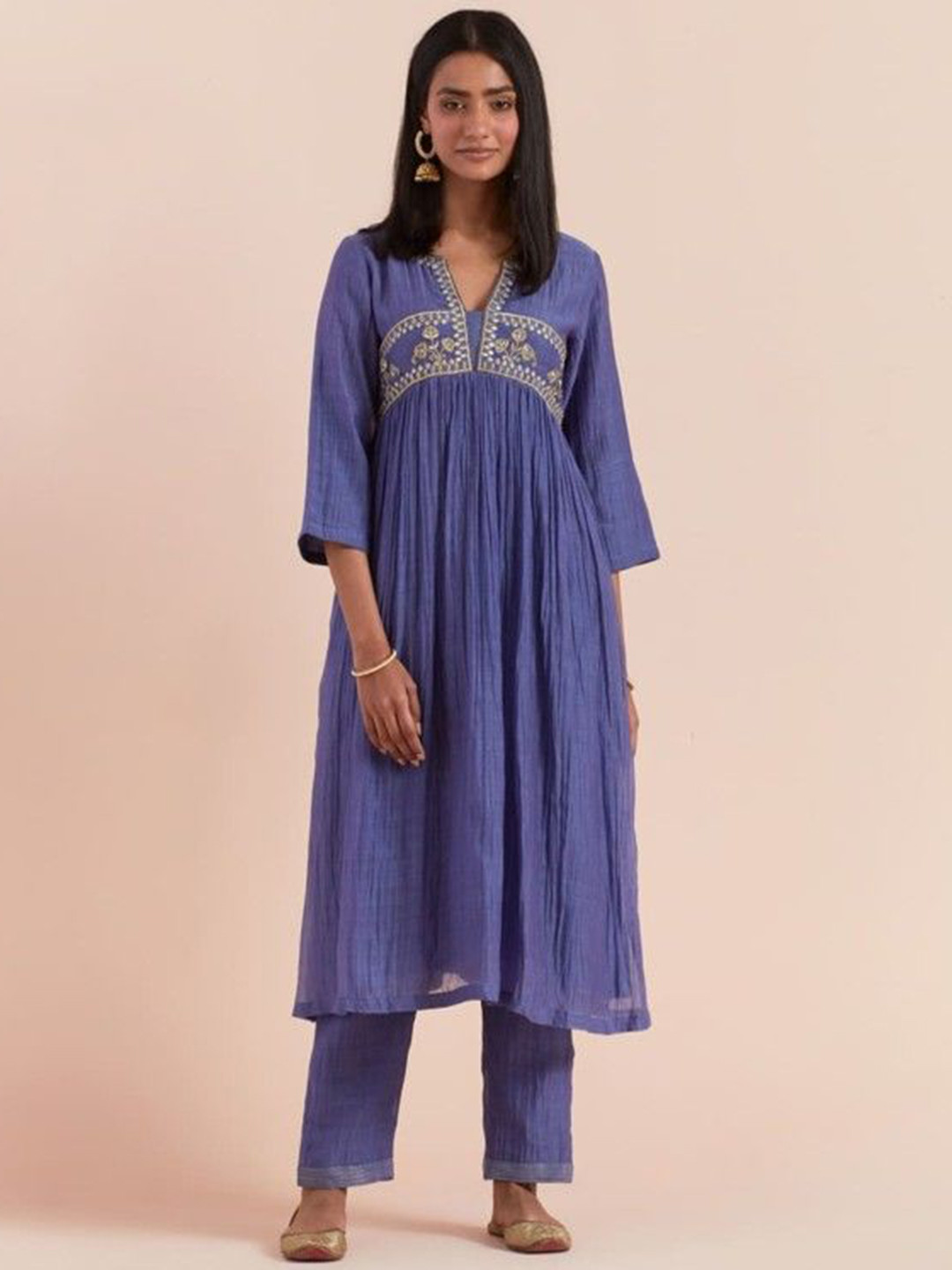 PRIYA CHAUDHARY Women Ethnic Motifs Embroidered Thread Work Kurta with Trousers & Dupatta