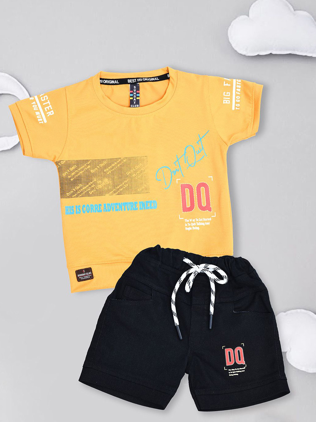 SHAKTI CREATION Boys Printed T-shirt With Shorts