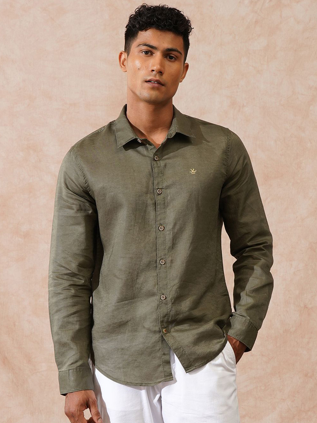 WROGN Cutaway Collar Comfort Slim Fit Casual Shirt