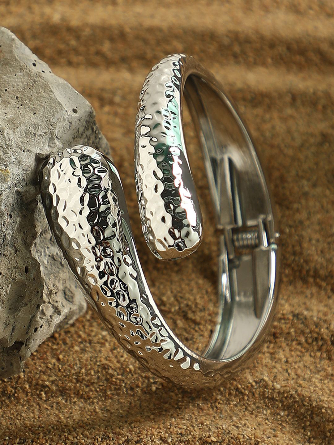 SOHI Women Metallic Silver-Plated The Dented Embrasse Cuff  Bracelet