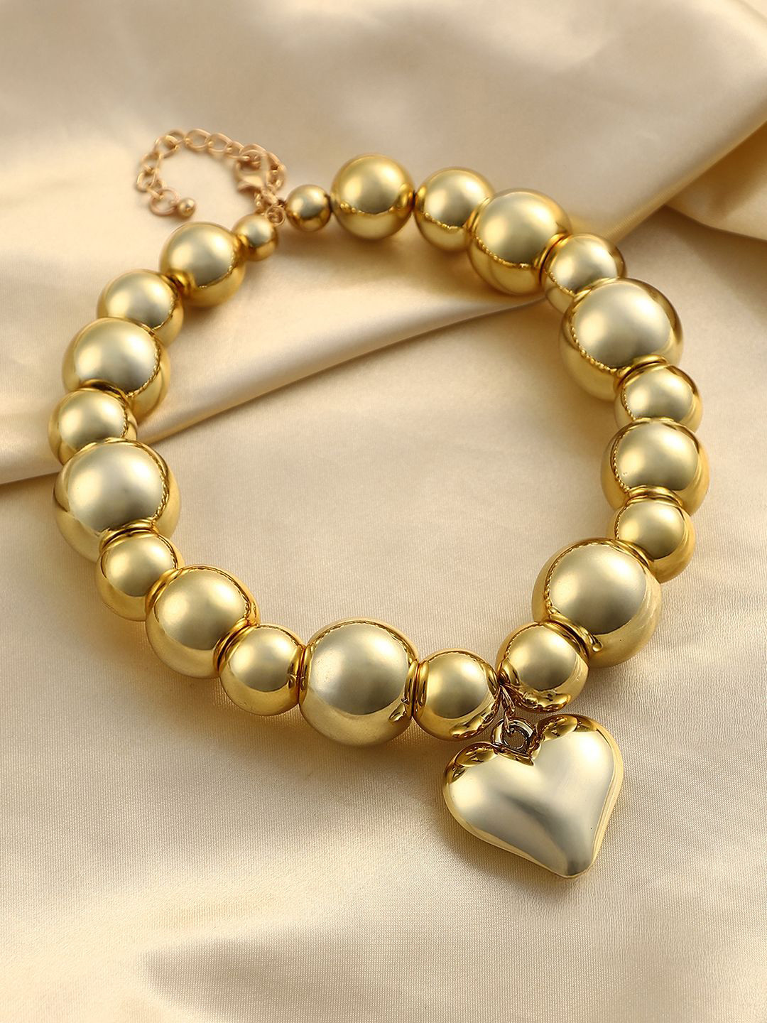 SOHI California Gold-Plated Beaded Heart Shaped Puffer-Cuoer Collar Necklace