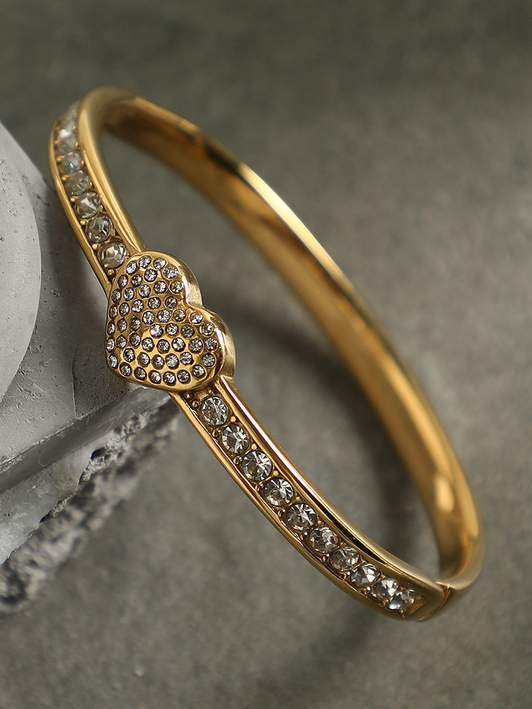 SOHI California Women Gold-Plated Stone Studded Bijou-Heart Bangle-Style Bracelet