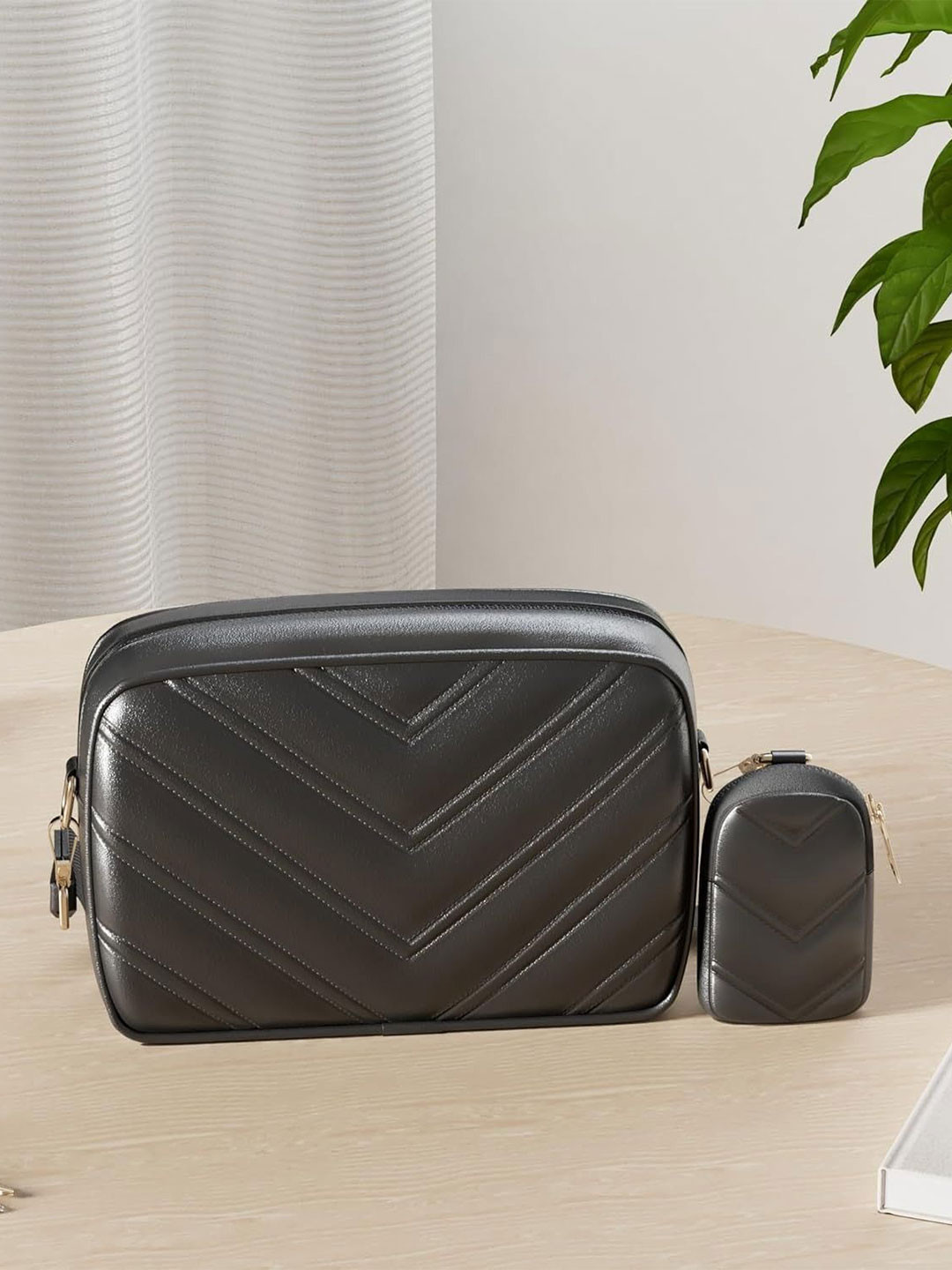 Ap ulike Women Messenger Bag