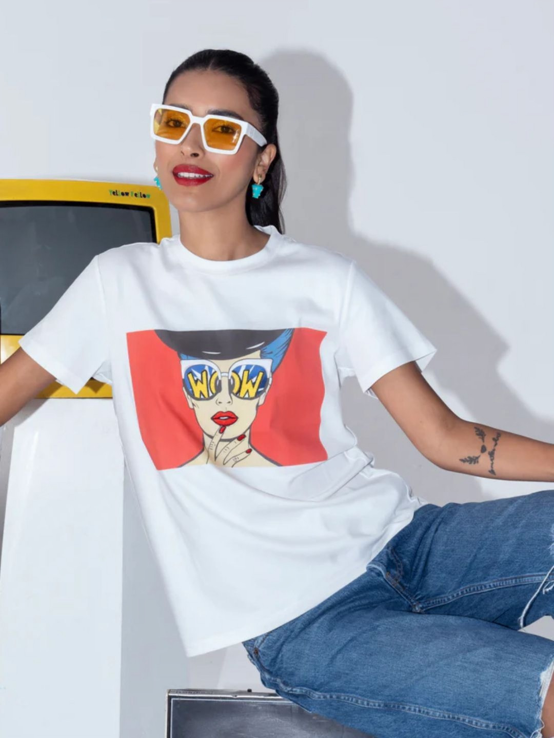 Sahi London Women Printed Drop-Shoulder Sleeves Pockets T-shirt