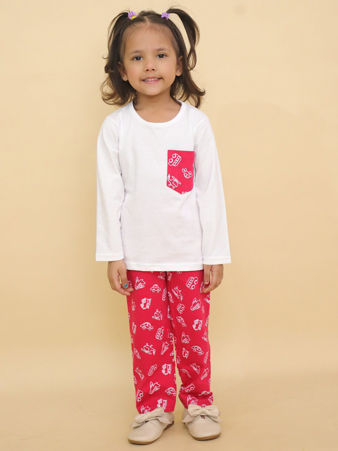LITTLE GINNIE Unisex Printed Kids T-shirt With Trousers