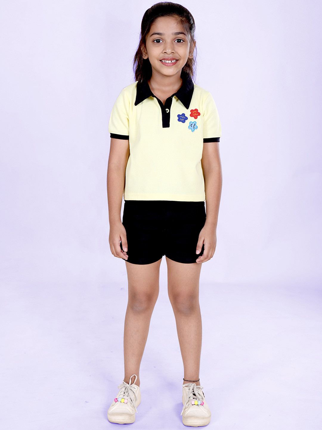 KiddoPanti Girls Smiley Stars Applique Polo T-Shirt With Shorts Clothing Set