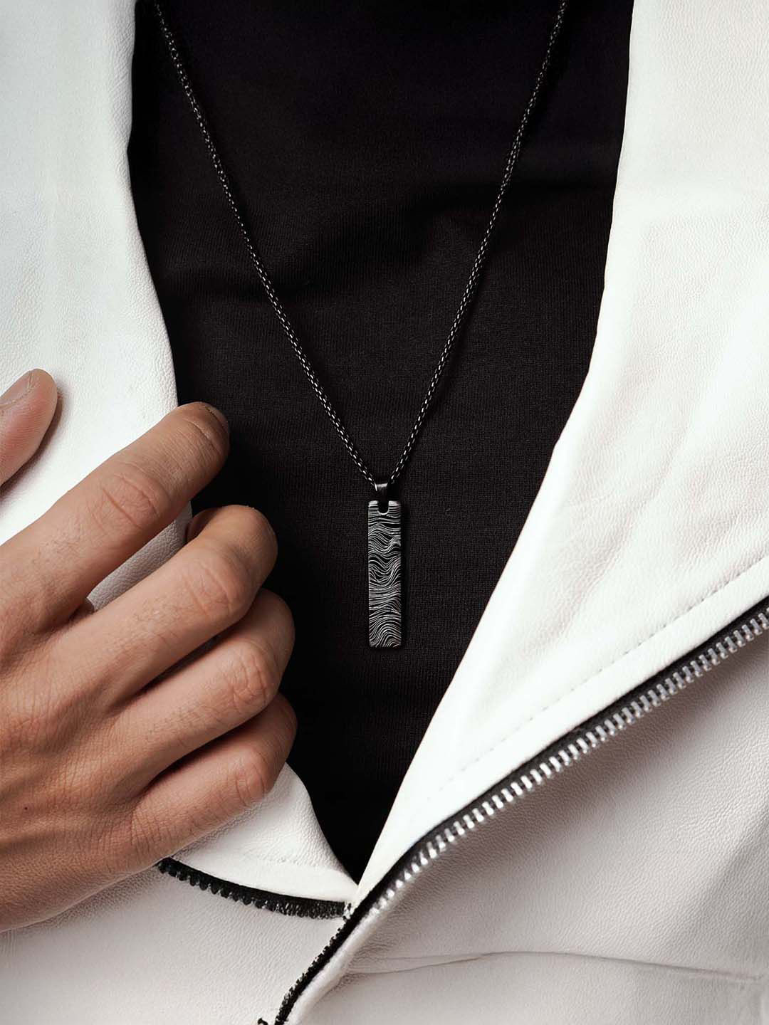 Mesmerize Men Stainless Steel Wind Drift Mini Tag Pendant With Chain