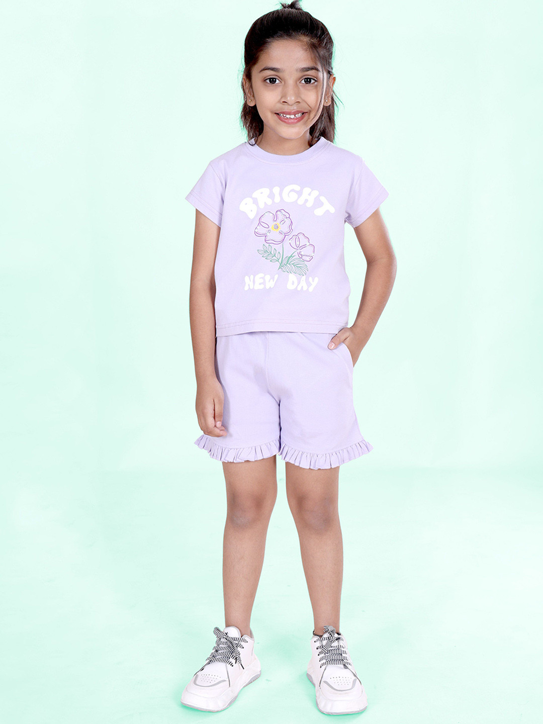 KiddoPanti Girls Printed Pure Cotton Round Neck T-Shirts & Frill Shorts Clothing Set