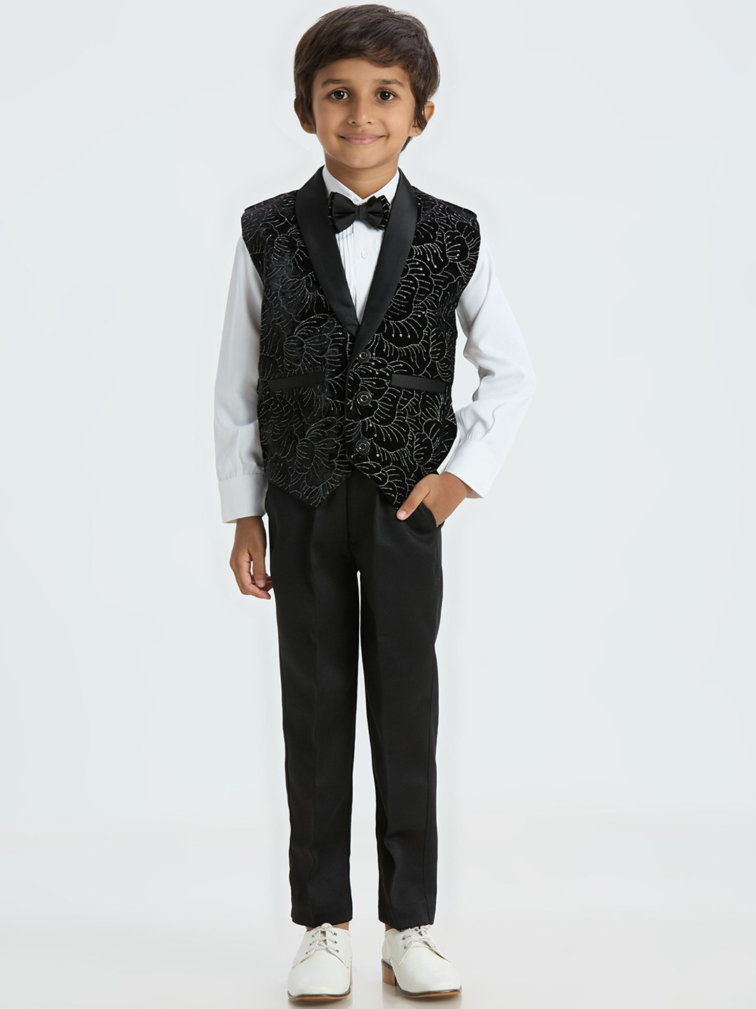 YK Boys Self-Design Velvet Slim-Fit Three-Piece Party Suit