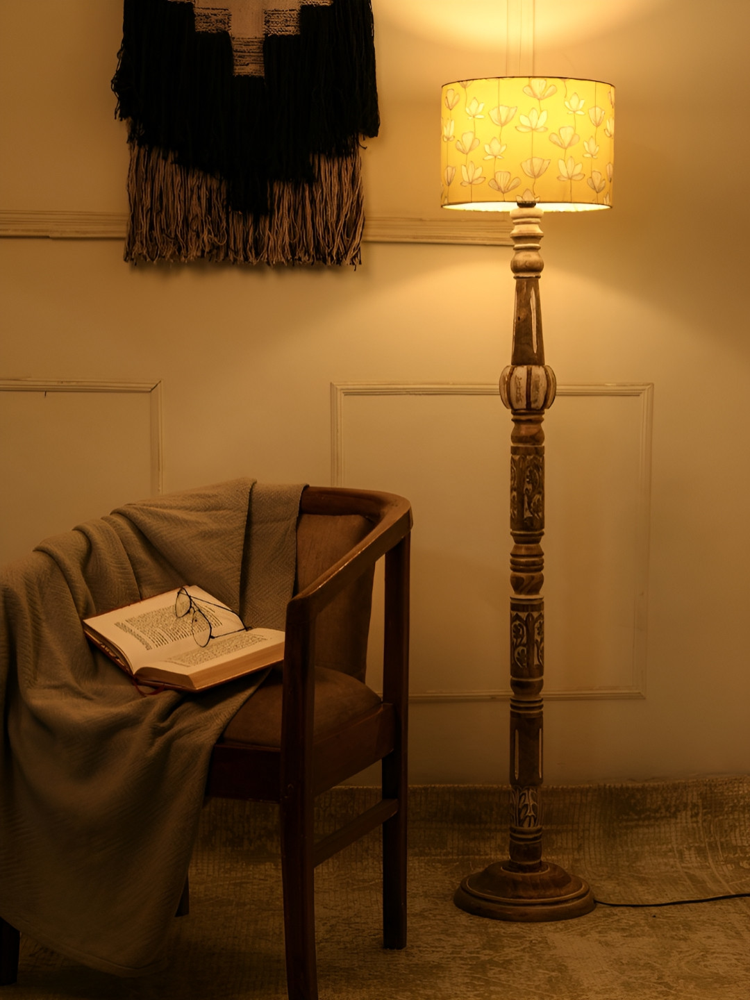 green girgit Yellow & Beige Printed Wooden Cylindrical Floor Lamps With Shade