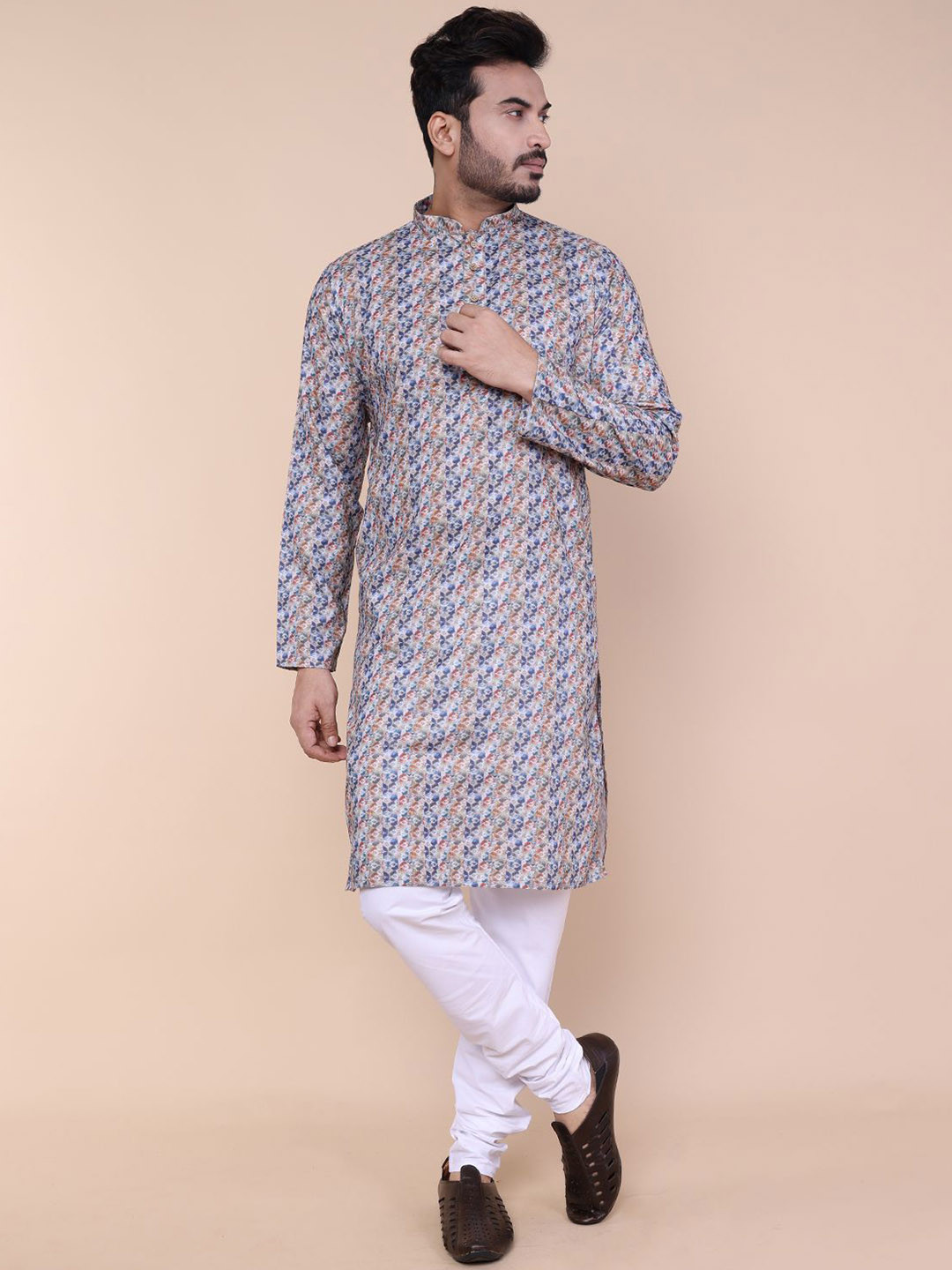 W & G Men Printed Regular Kurta with Churidar