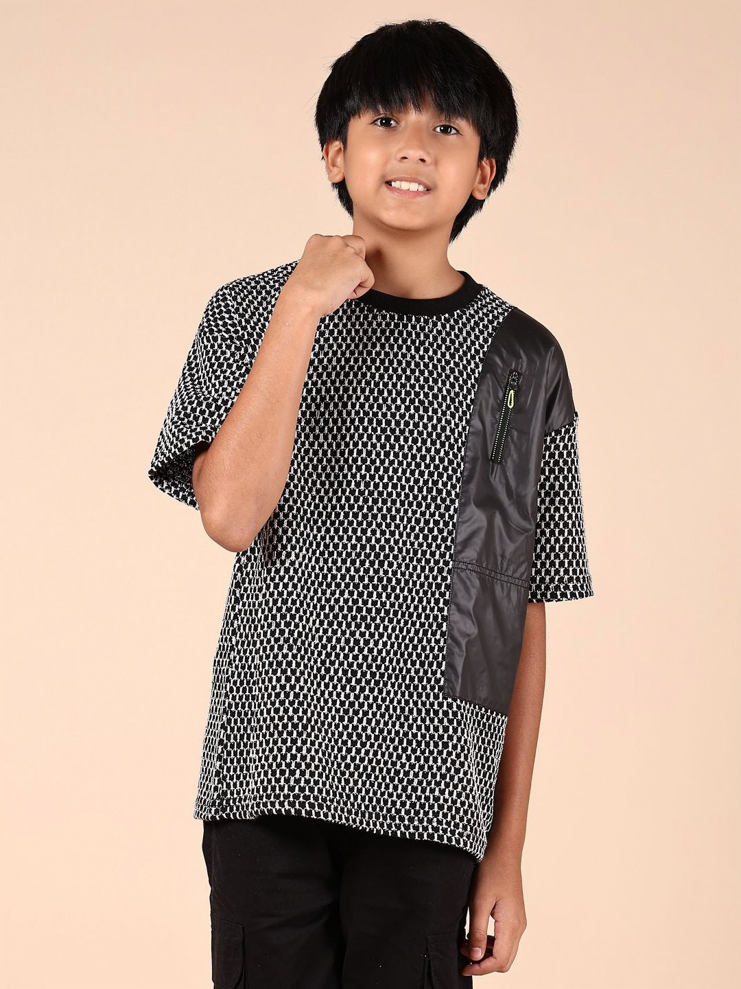 V-Mart Boys Polka Dot Drop-Shoulder Sleeves Monochrome Pockets T-shirt