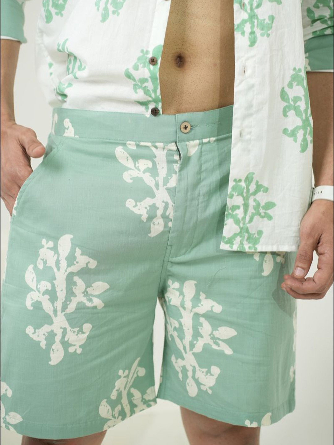 Style Matters Men Pure Cotton Floral Printed Shorts