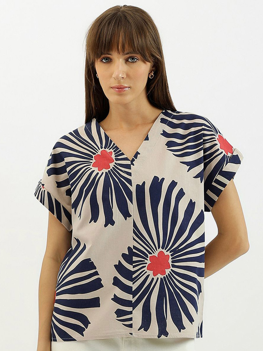 United Colors of Benetton Woman Floral Printed V-Neck Regular Top