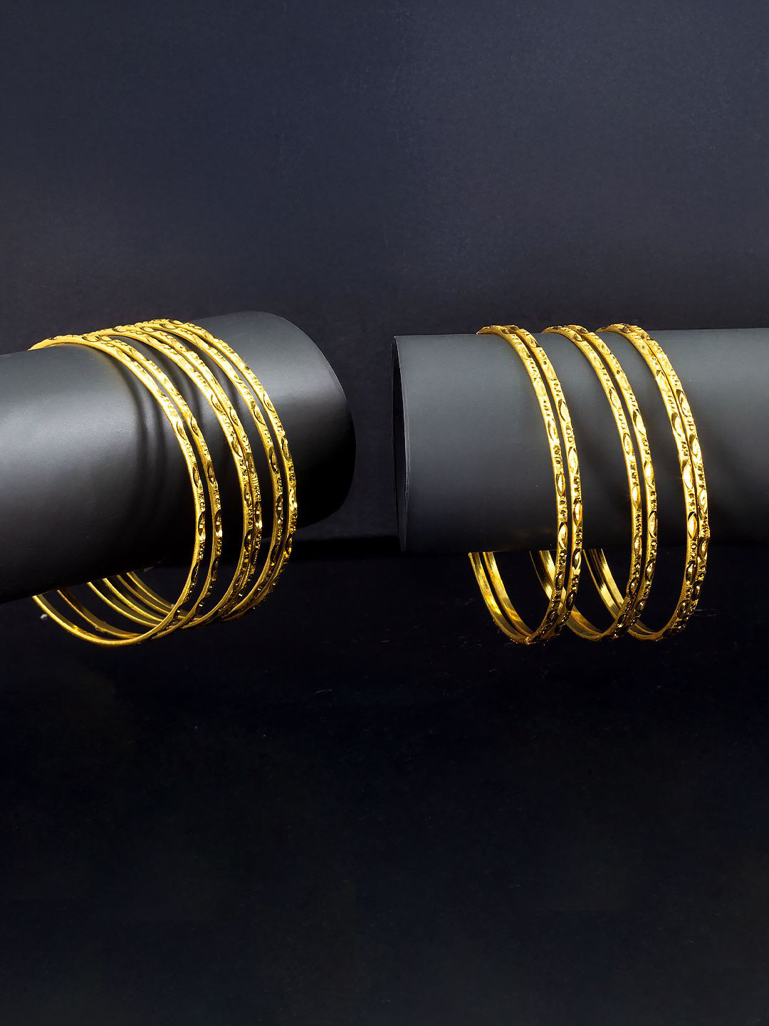 PRIVIU Set Of 12 Gold-Plated Minimal Bangles