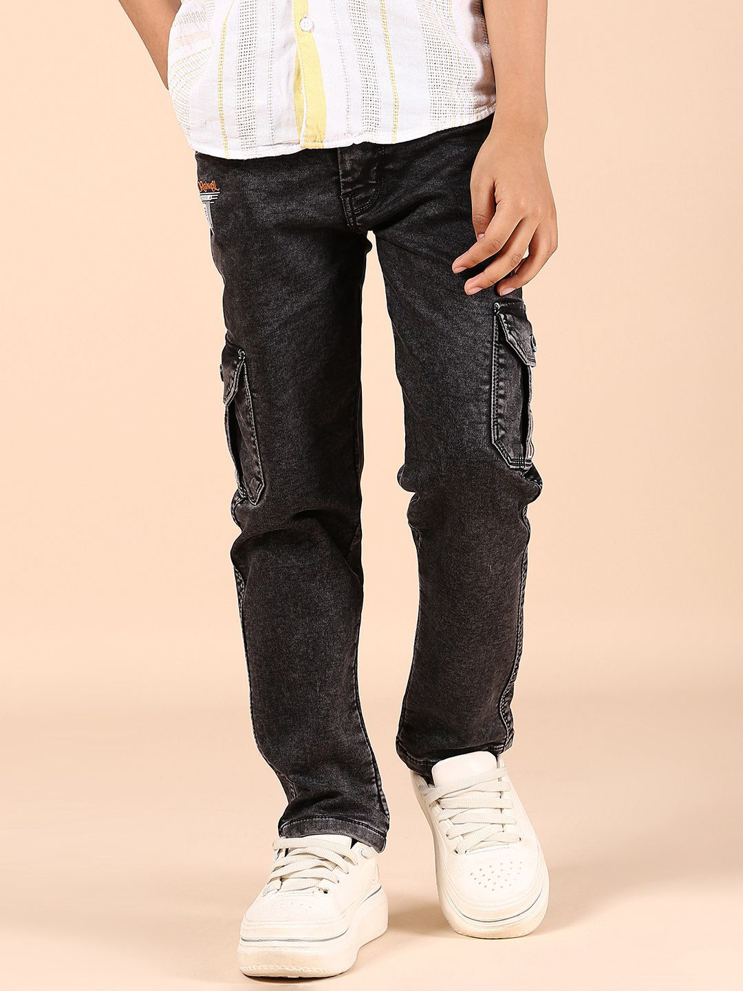V-Mart Boys Solid Pc Knitted Denim Mid-Rise Jeans