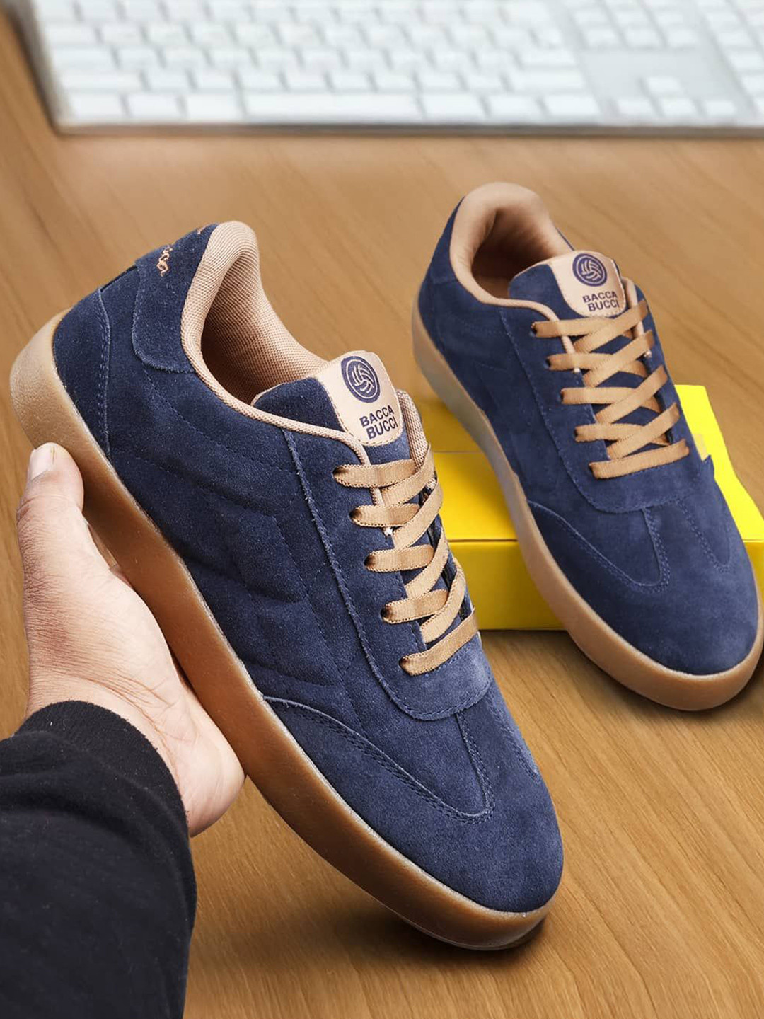 bacca bucci Fresco Suede Low-Top Sneakers for the Urban Nomad Indigo Dune