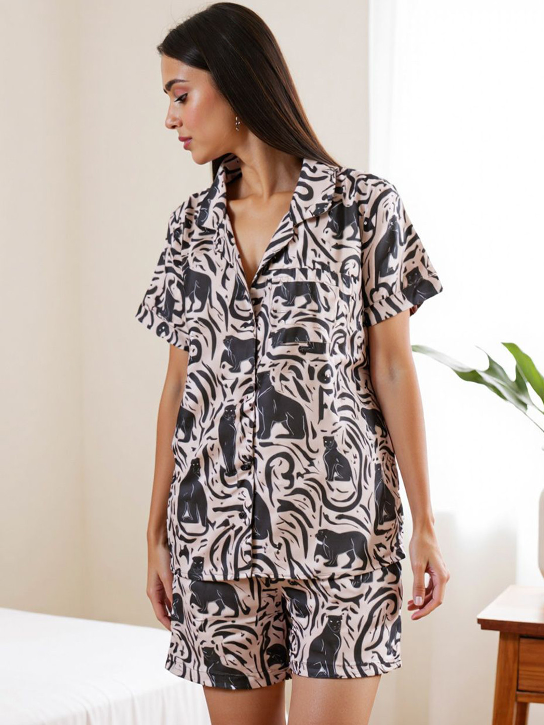 FFLIRTYGO Women Animal Printed Night Suit & Shorts Set