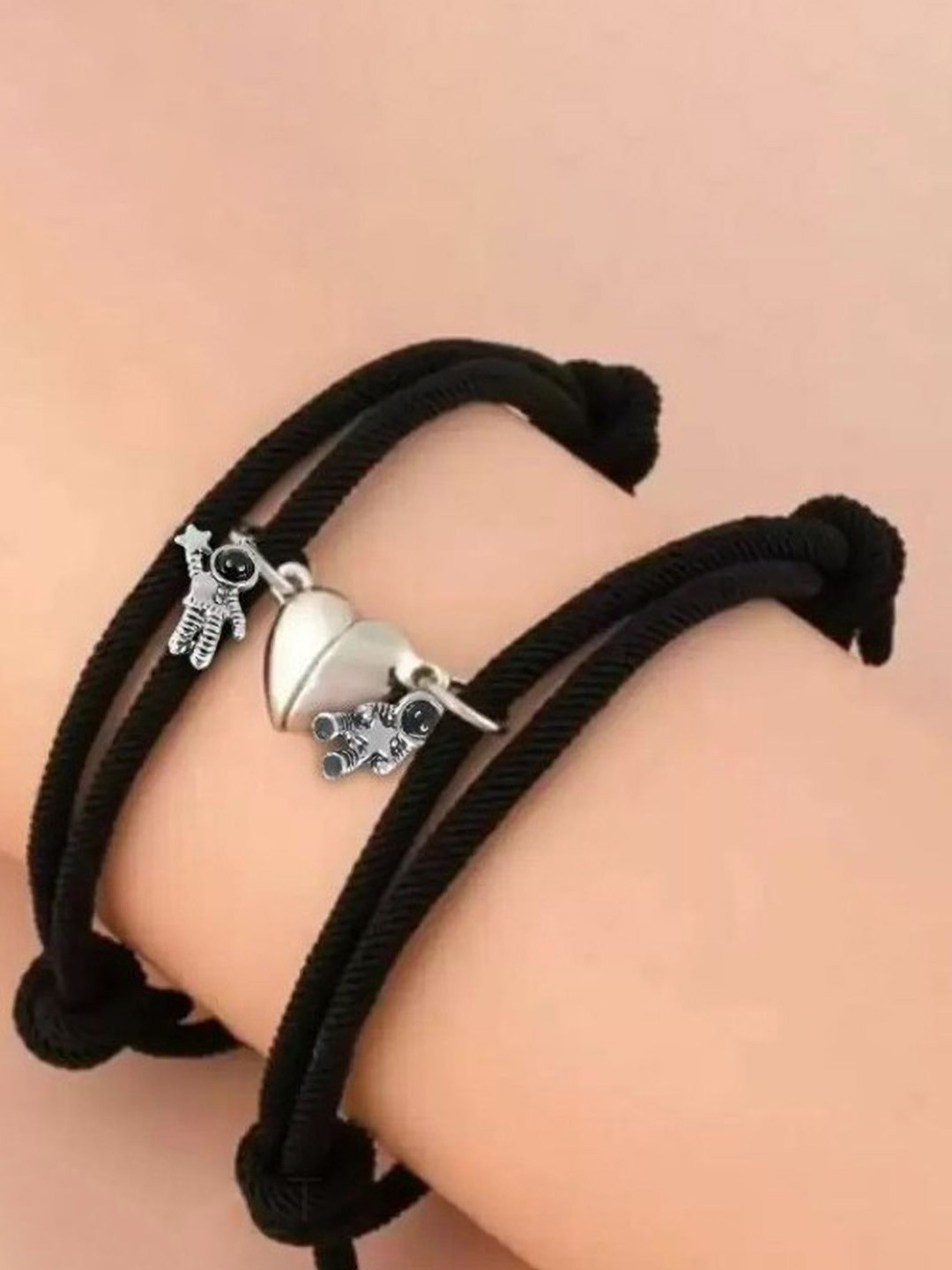 SZN Unisex Set Of 2 Magnetic Heart Couple Elasticated Bracelet