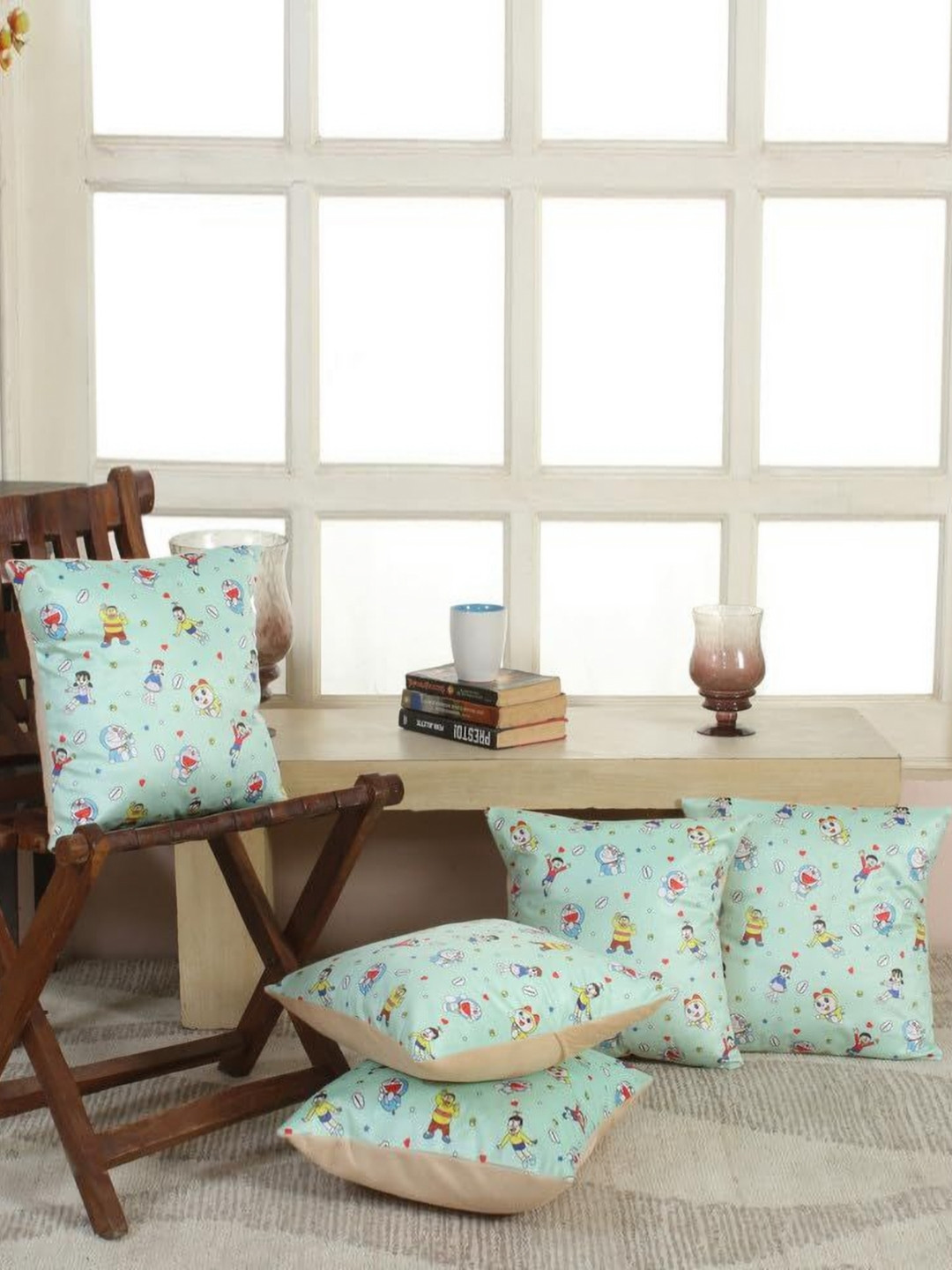 Shadowkart Blue & Red 5 Pieces Doremon Printed Velvet Square Cushion Covers