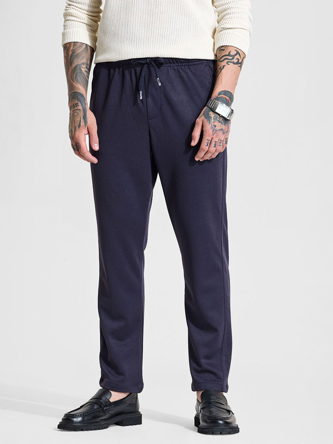 Snitch Men Slim Fit  Mid-Rise Sleek Utility Trousers