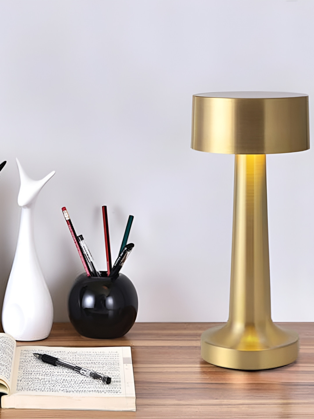 Kreative Arts Gold-Toned Iron Contemporary Cylindrical Shaped Table Lamp with Adjustable Cord