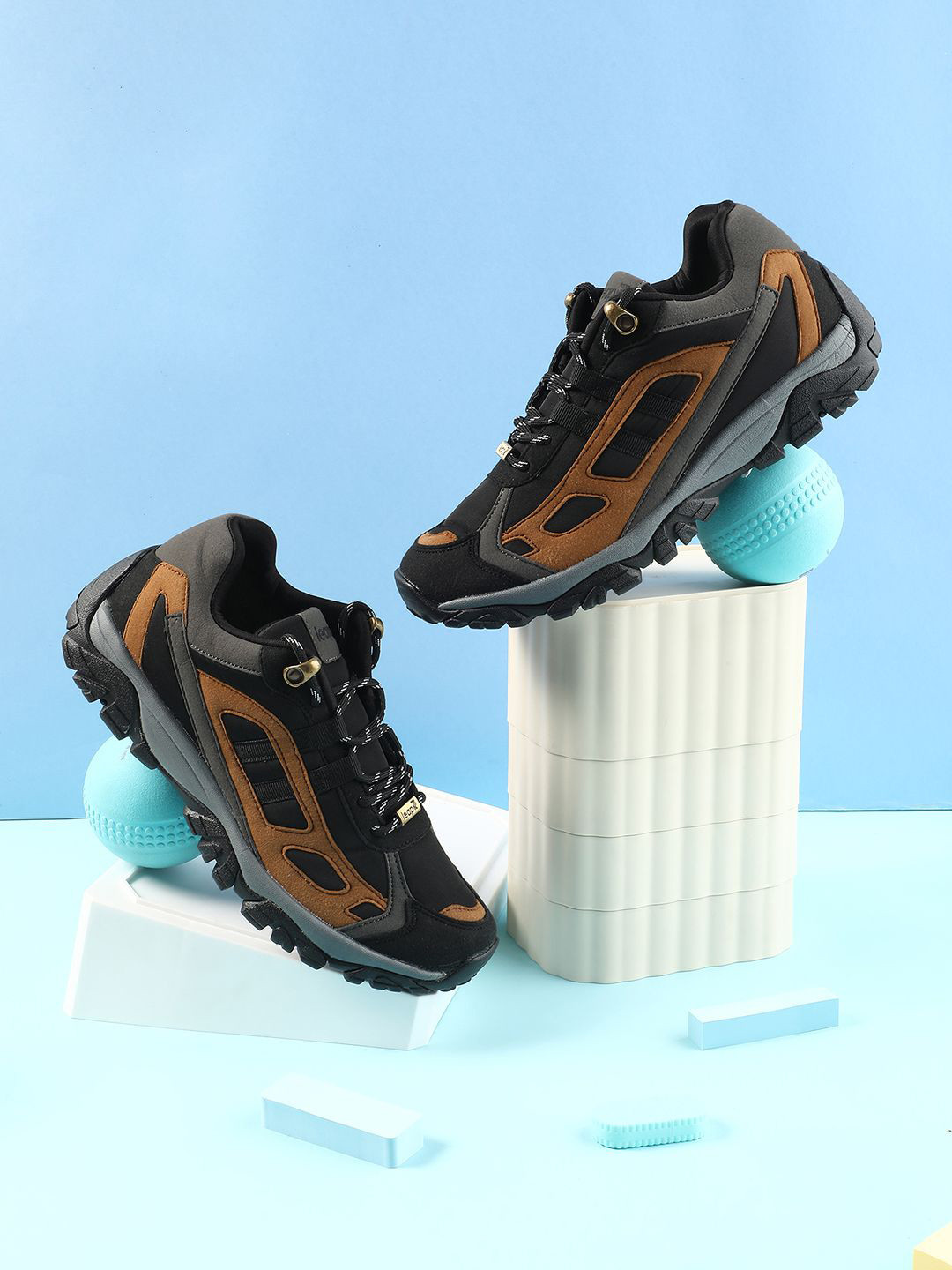 Liberty EAST-1 Men Running Non-Marking Shoes