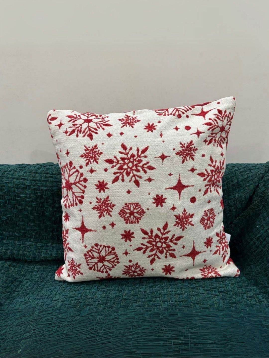 LUSHLYF Hig-Quality Nordic Joy Ethnic Motifs Velvet 5 Pcs Cushion Covers-16x16In