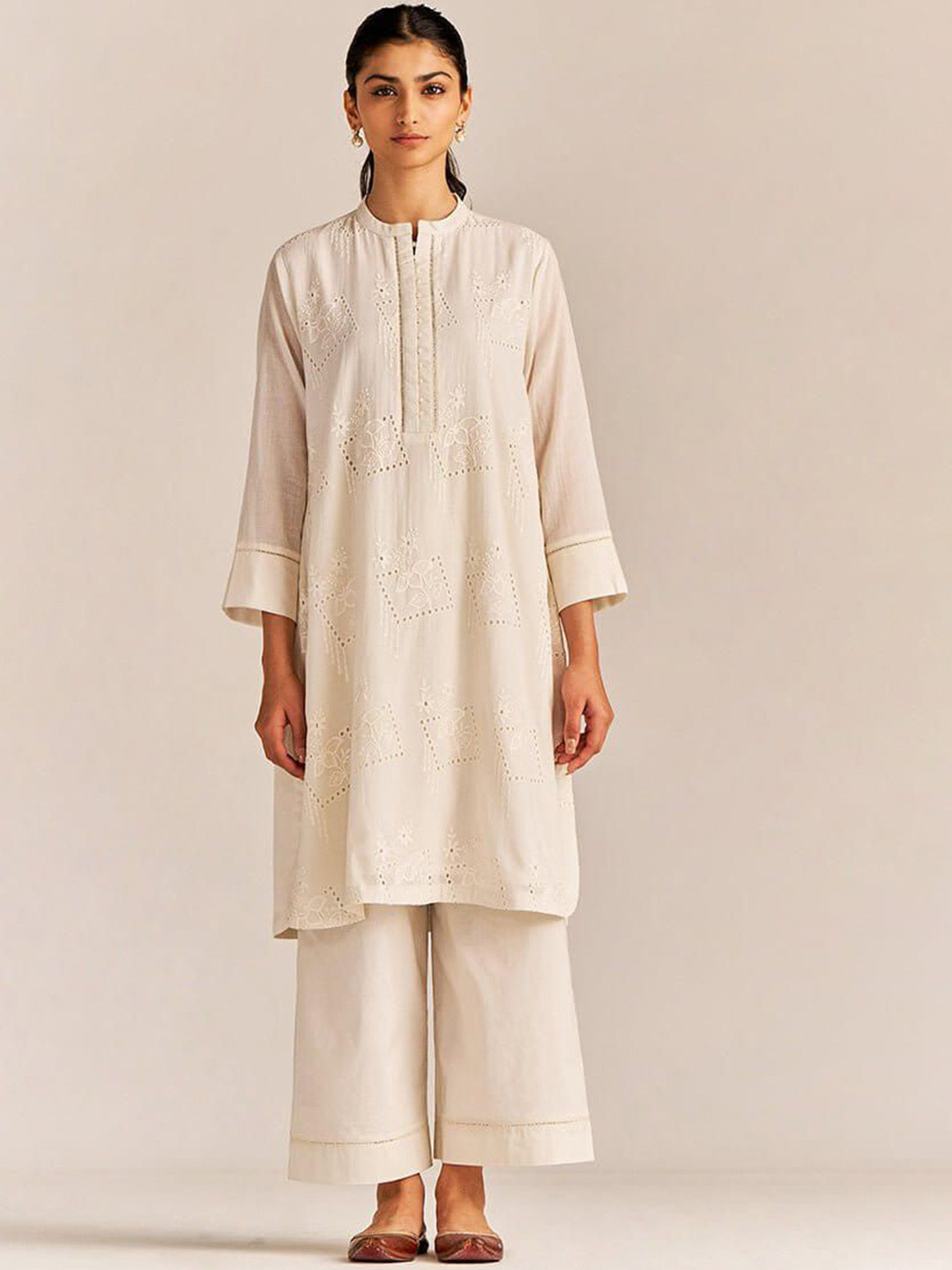 Ganga Off-White Mul Chikankari Embroidery Co-Ords Set