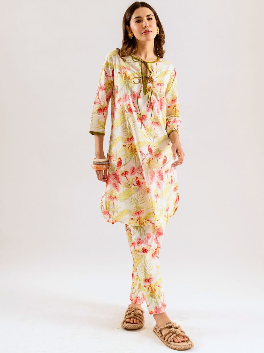 FEATHERS CLOSET White Veil Bird Printed Dori Tie Up Cotton Co-Ord Set