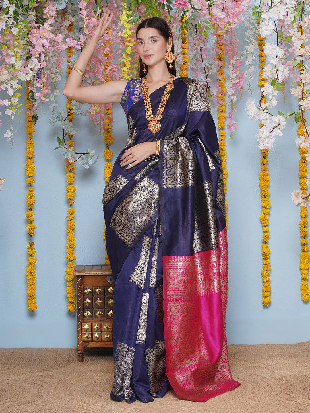 LABEL KASHI Ethnic Motifs Woven Design Zari Banarasi Saree