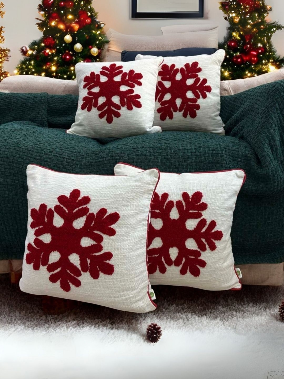 LUSHLYF White & Red 4 Pieces Snowflake Charm Embroidered Cotton Square Cushion Covers