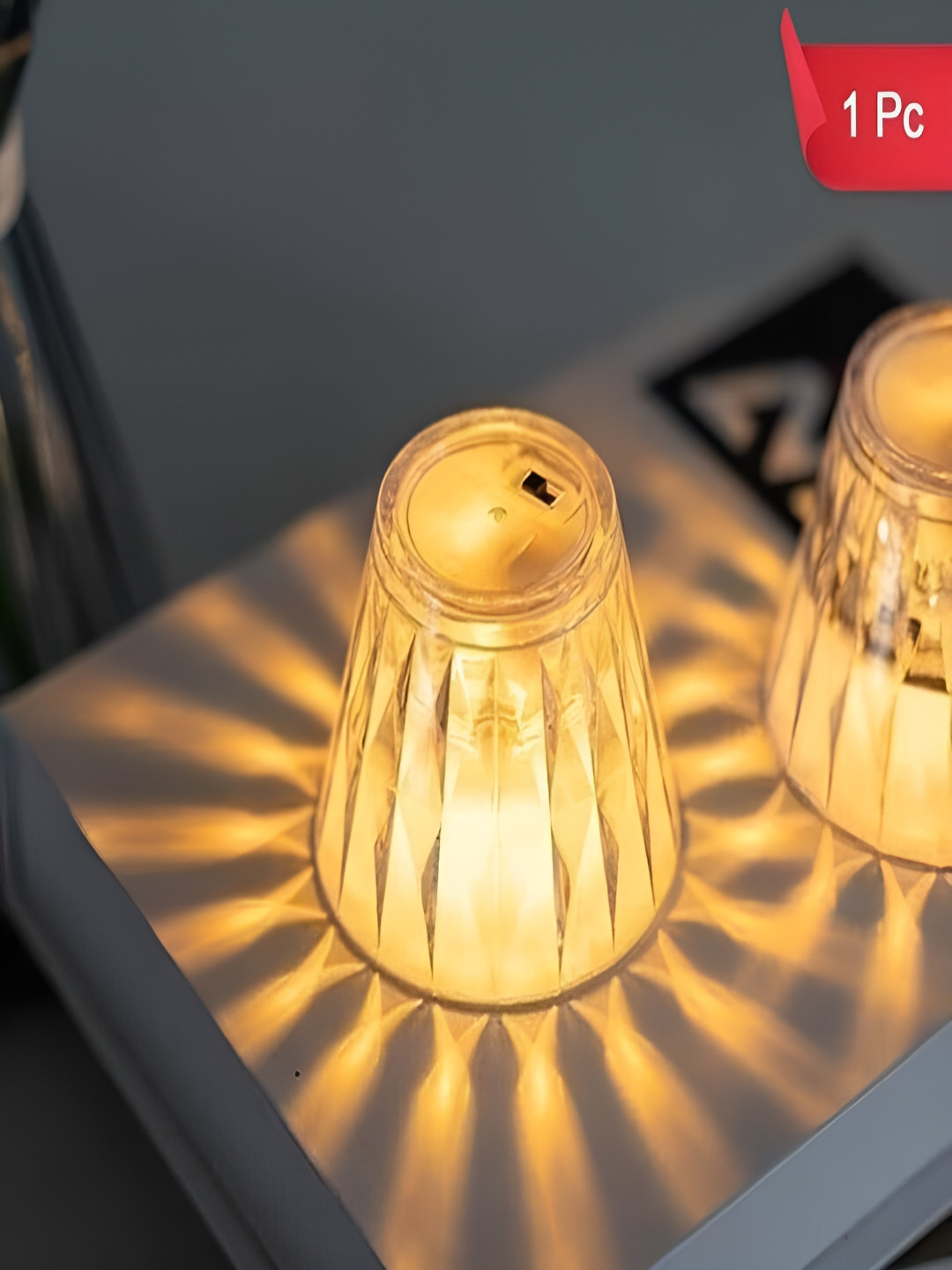 DeoDap Core Scented 1 Wick Solid Geometric Regular Pillar Candles